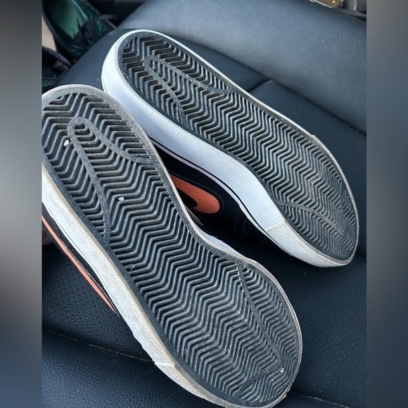 Nike SB Ruckus Skate Shoes Size 10 Rare Orange Black & Blue 555318-084 2013 - Picture 4 of 6